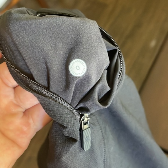 NEW LULULEMON License to Train High-Rise Shorts - Picture 11 of 11